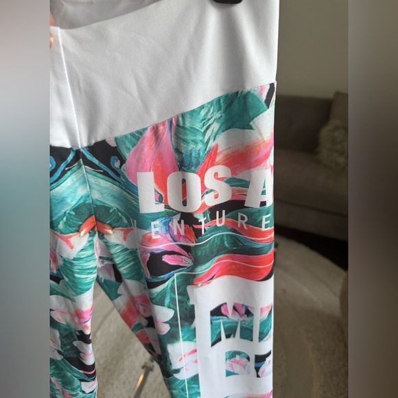 Tropical Green and white Fitness Outfit set Bra and Leggings Size Medium NWT New - Picture 9 of 16